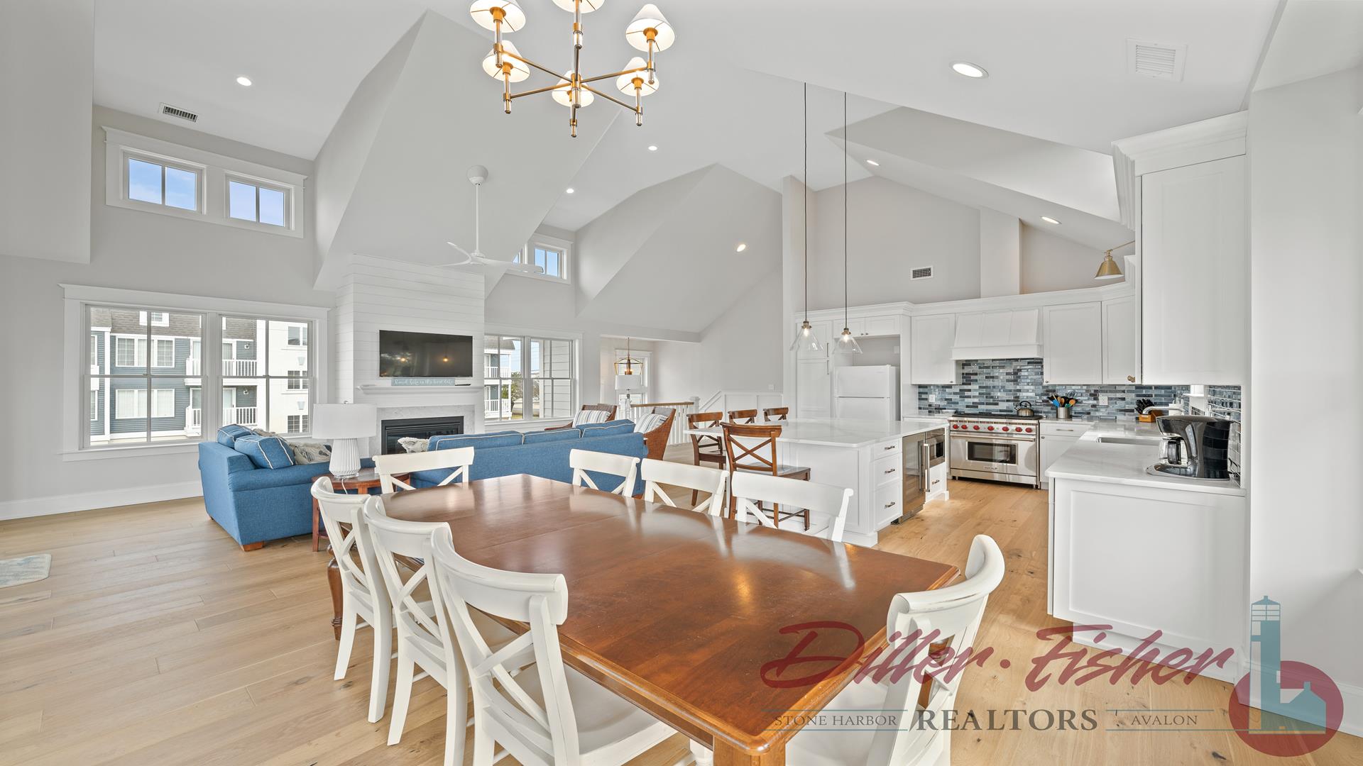9901 Second Avenue, Stone Harbor (Mid-Island)