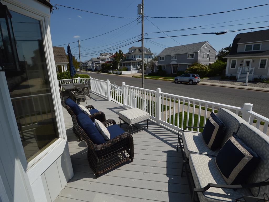 189 11th Street | Photo 4