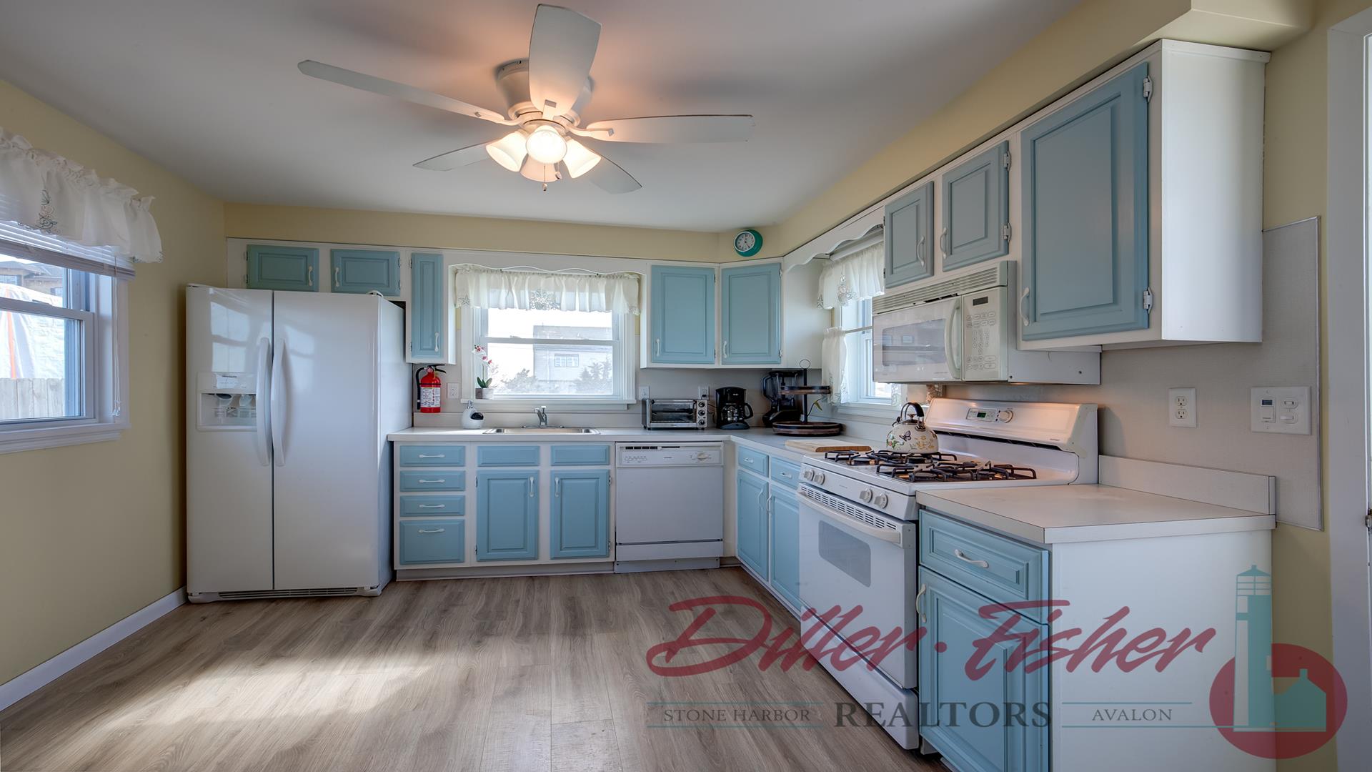 784 Stone Harbor Blvd, Stone Harbor (Bay Front)