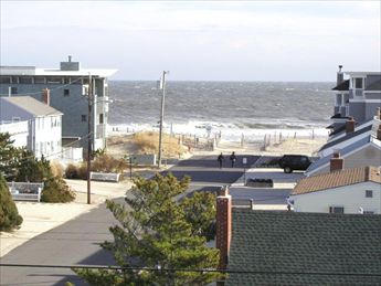 22 E New York Avenue (84th St), Brighton Beach (Ocean Side)