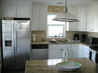 22 E New York Avenue (84th St), Brighton Beach (Ocean Side)