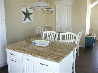 22 E New York Avenue (84th St), Brighton Beach (Ocean Side)