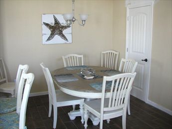 22 E New York Avenue (84th St), Brighton Beach (Ocean Side)