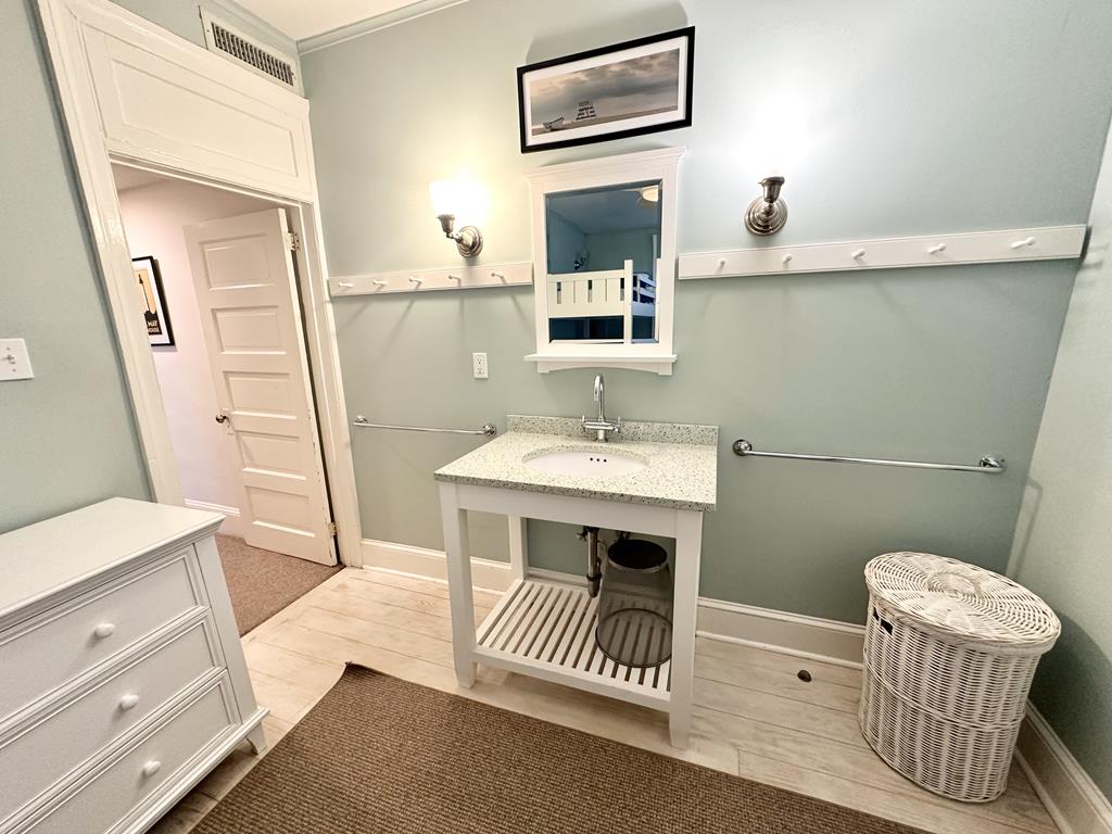 The Folly | Photo 28