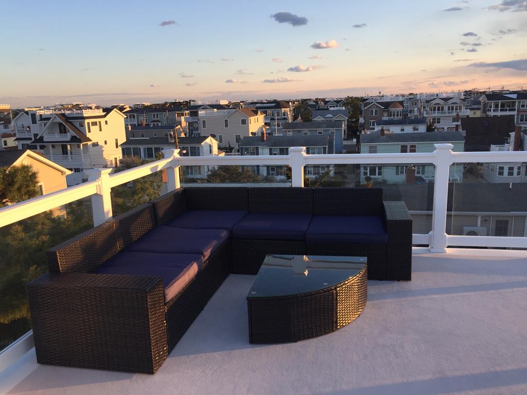 16 E Sailboat Drive, Peahala Park (Ocean Side)