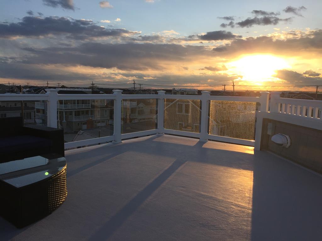 16 E Sailboat Drive, Peahala Park (Ocean Side)