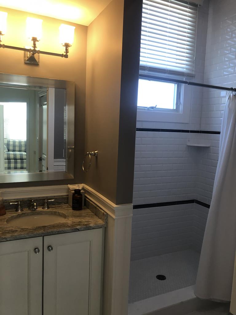 16 E Sailboat Drive, Peahala Park (Ocean Side)