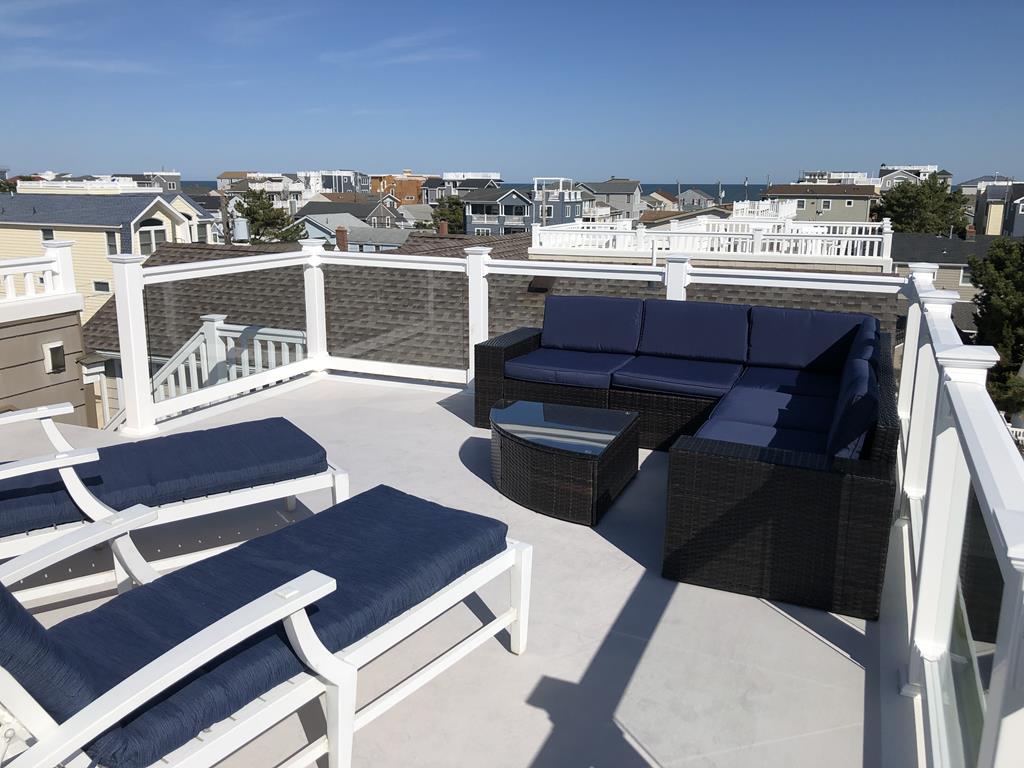 16 E Sailboat Drive, Peahala Park (Ocean Side)