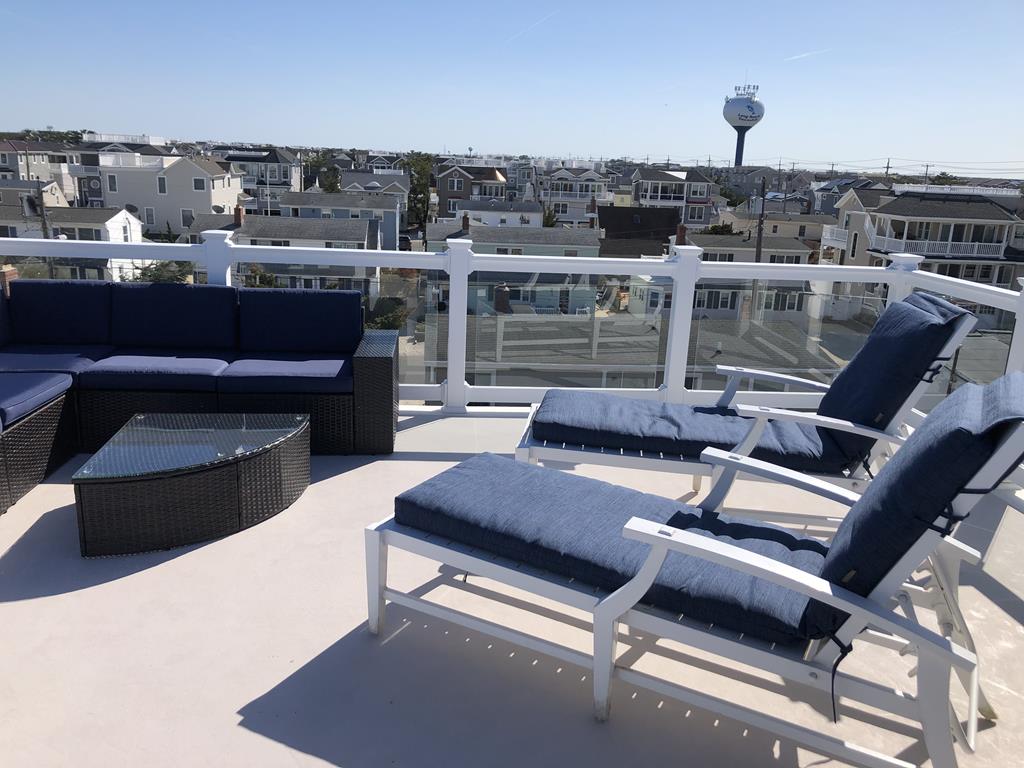 16 E Sailboat Drive, Peahala Park (Ocean Side)