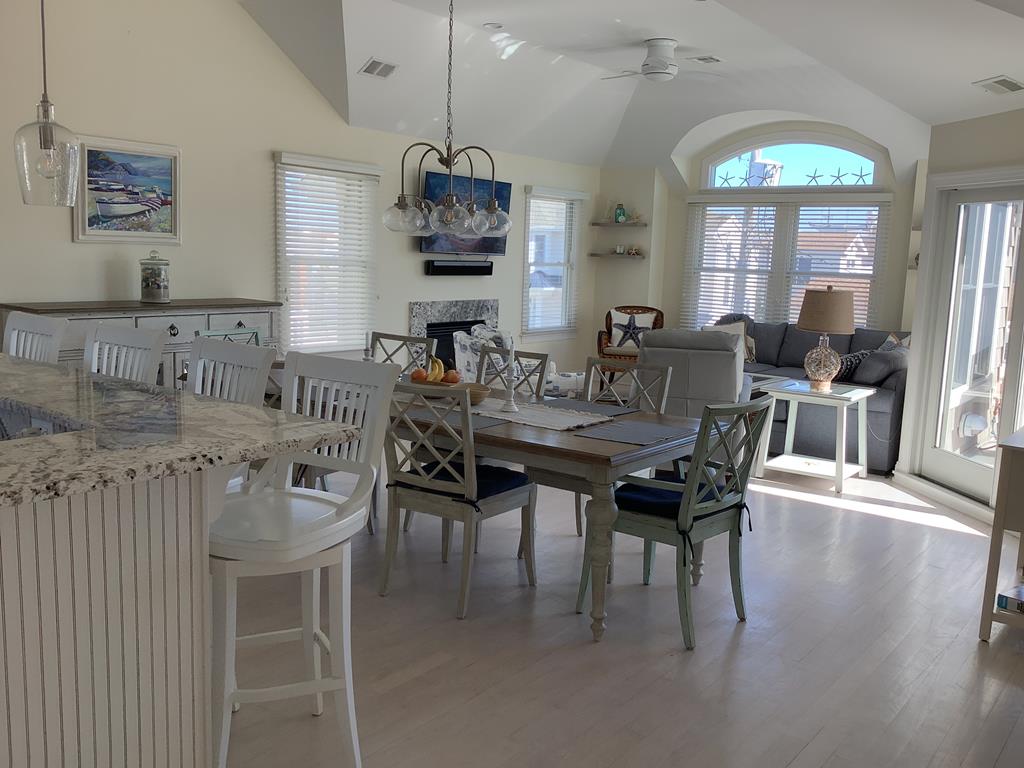 16 E Sailboat Drive, Peahala Park (Ocean Side)