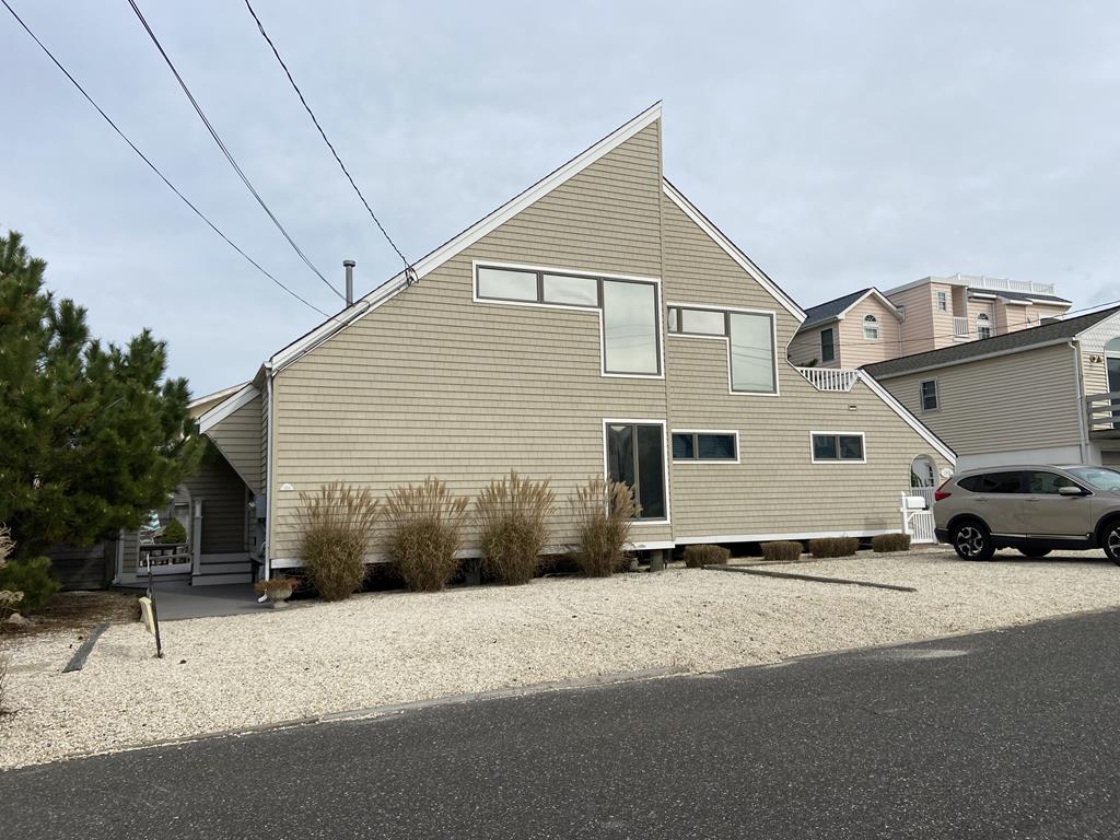 19 E 40th Street, Brant Beach