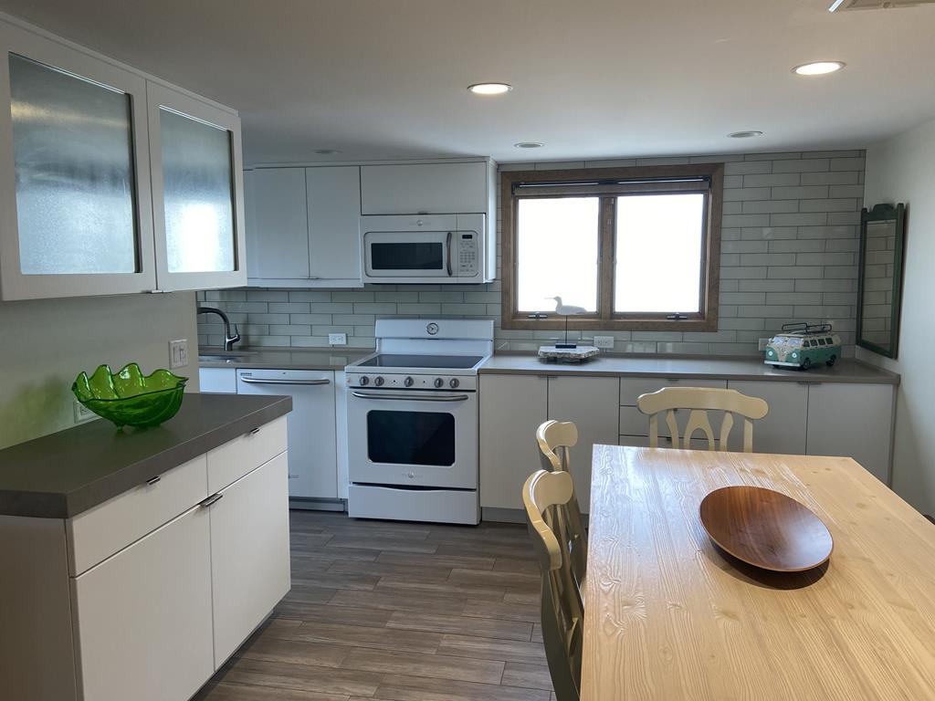 19 E 40th Street, Brant Beach (Ocean Side)