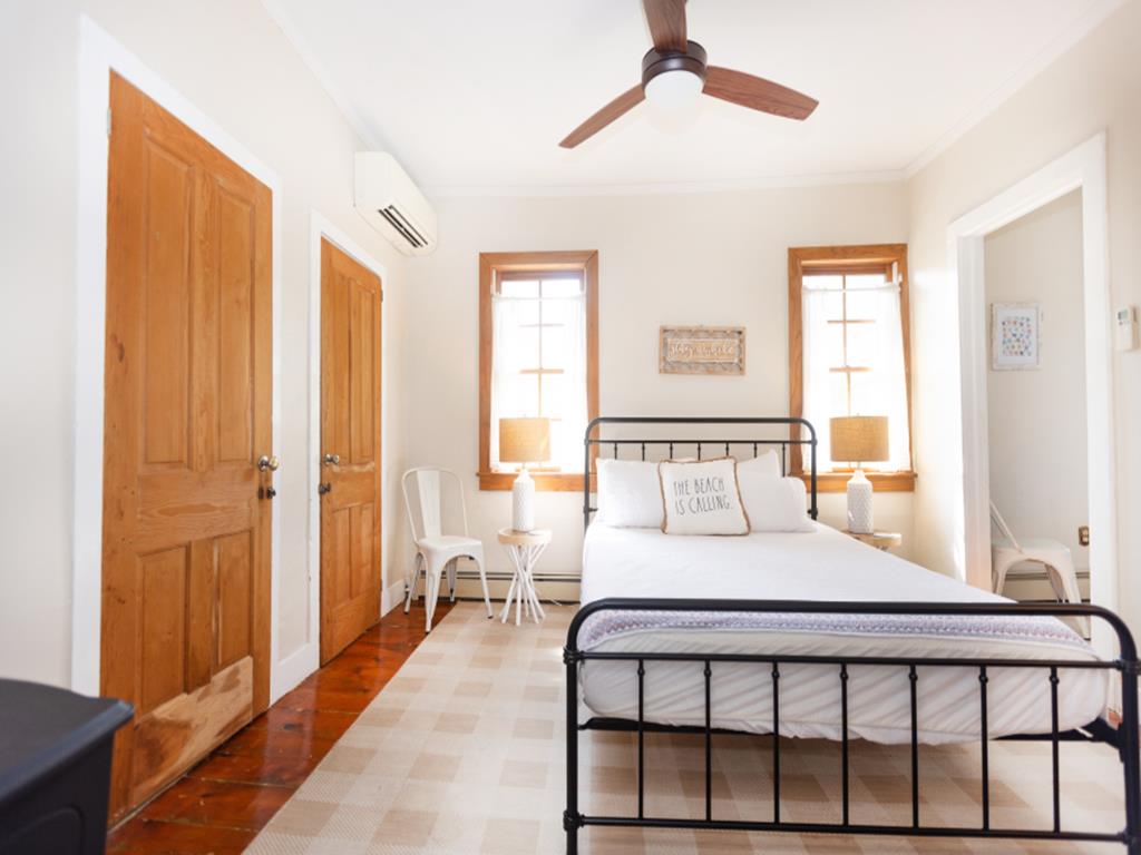 1015 Washington Fennec Fox Suite | Photo 21