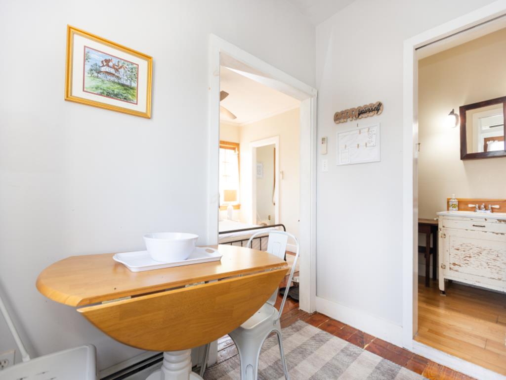 1015 Washington Fennec Fox Suite | Photo 23