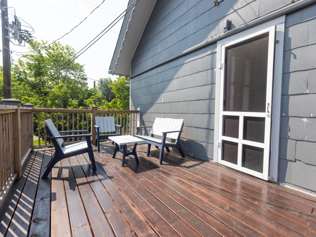 1015 Washington Fennec Fox Suite | Photo 27