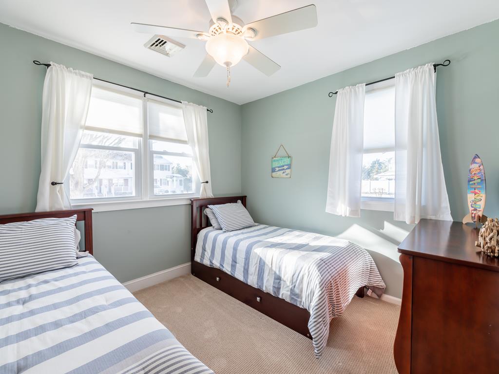 Classic Beach Cottage | Photo 14