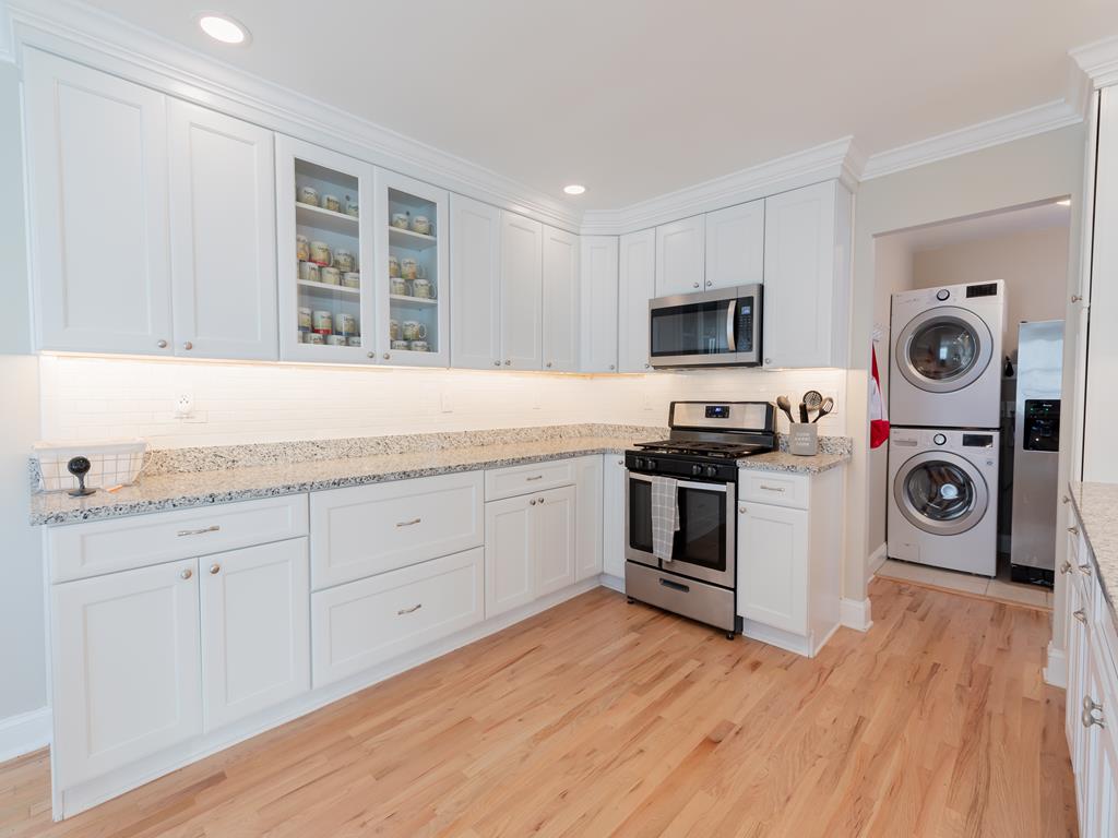 Classic Beach Cottage | Photo 25