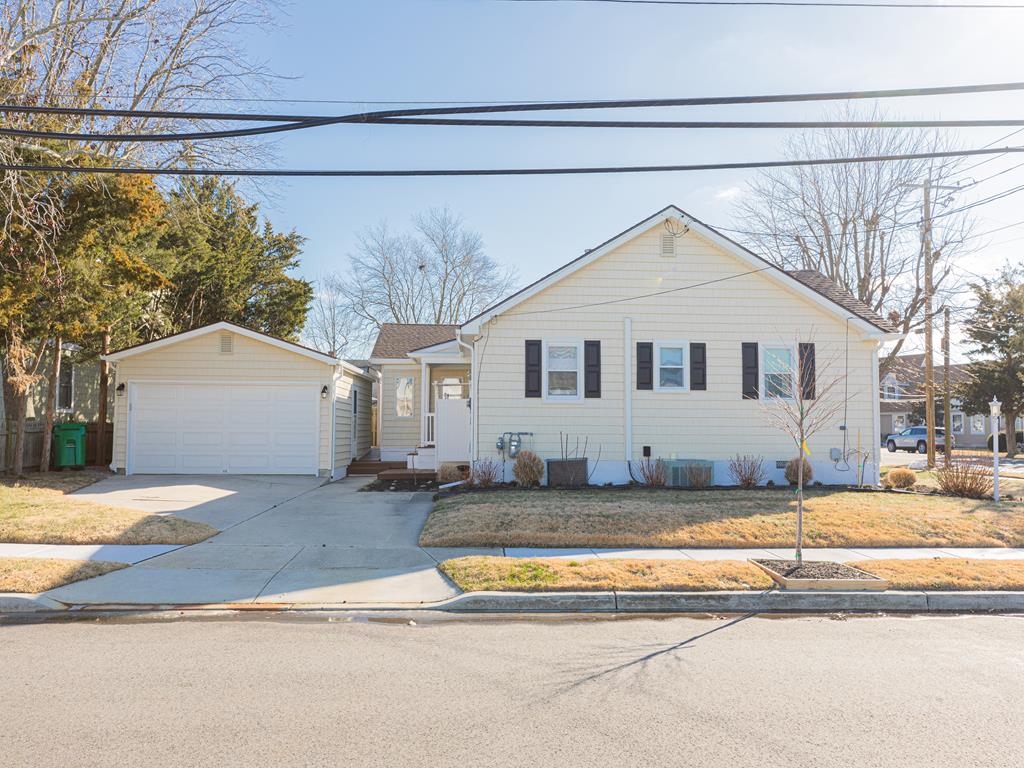 Classic Beach Cottage | Photo 5