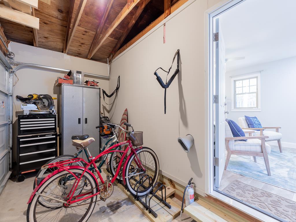 Classic Beach Cottage | Photo 35