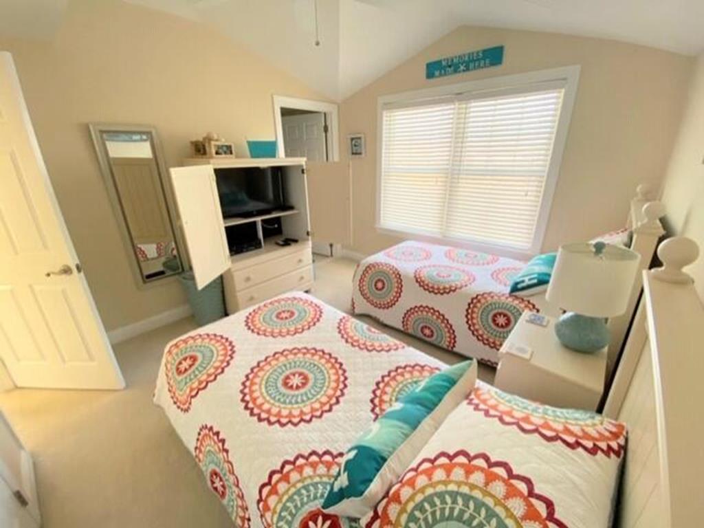 35 52nd Street, Sea Isle City (Beach Block)
