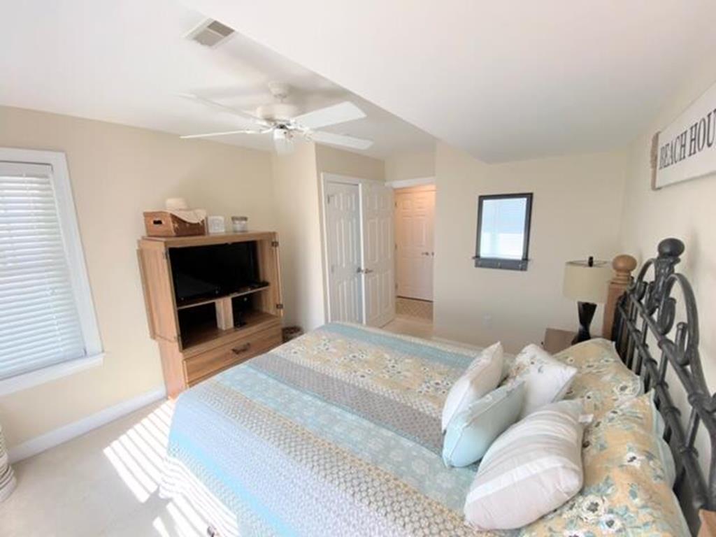 35 52nd Street, Sea Isle City (Beach Block)