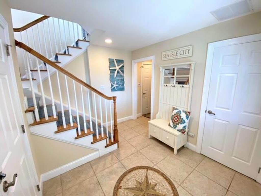 35 52nd Street, Sea Isle City (Beach Block)