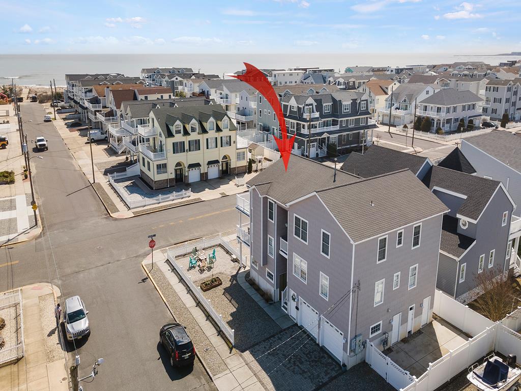 8000 Pleasure Avenue, Sea Isle City (Beach Block)