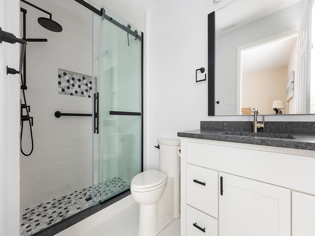 8000 Pleasure Avenue, Sea Isle City (Beach Block)