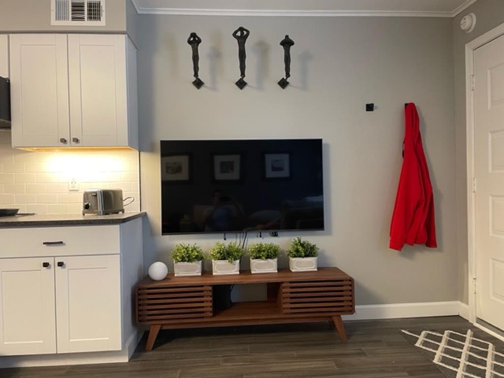 The Rose at Cape Roc (1/2 Block To Poverty Beach) | Photo 12