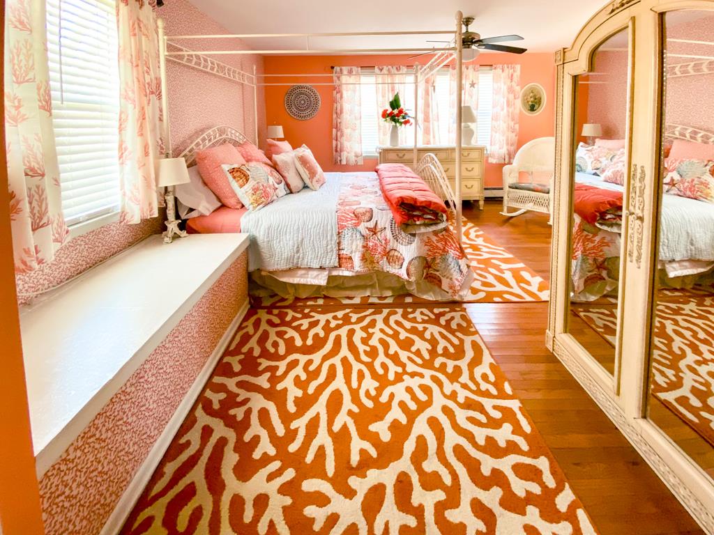 YEAR ROUND RENTAL Octopus Bay Cottage | Photo 12