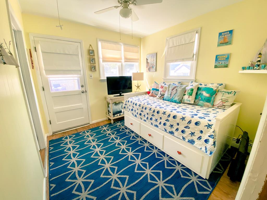 YEAR ROUND RENTAL Octopus Bay Cottage | Photo 16