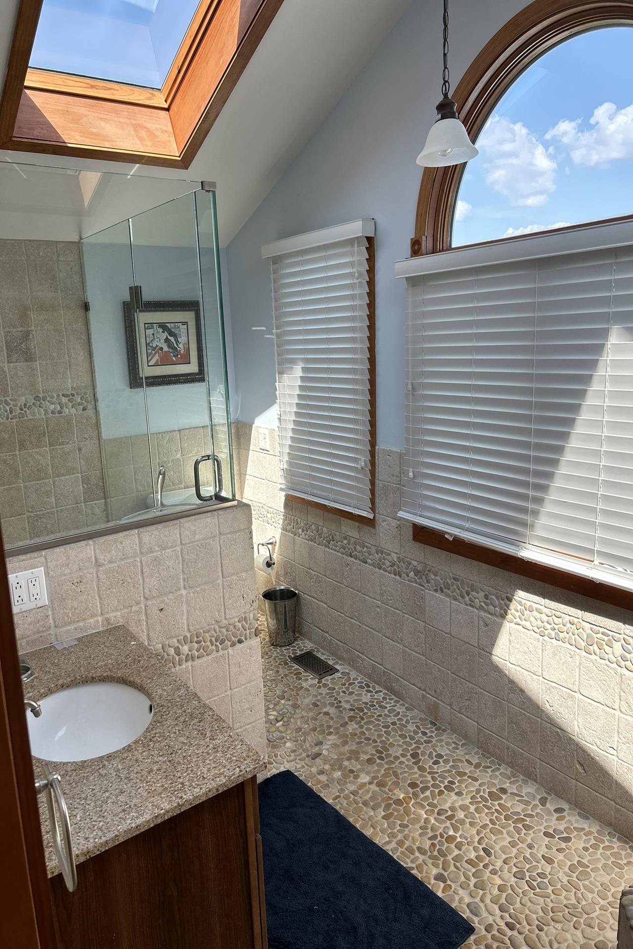 535 42nd Street, Avalon (Bay Front)