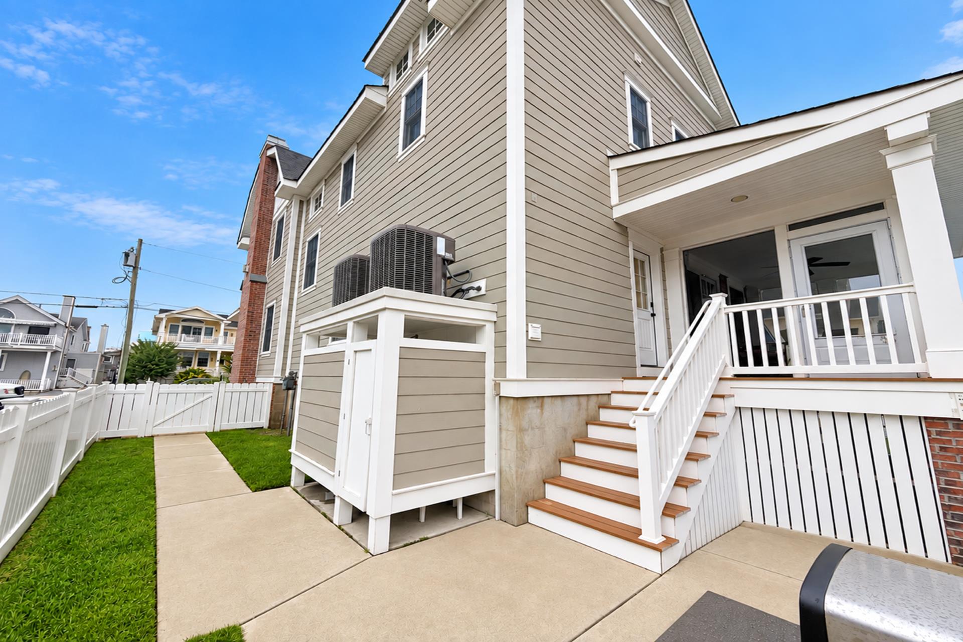 220 91st Street, Stone Harbor (Northend Stone Harbor)