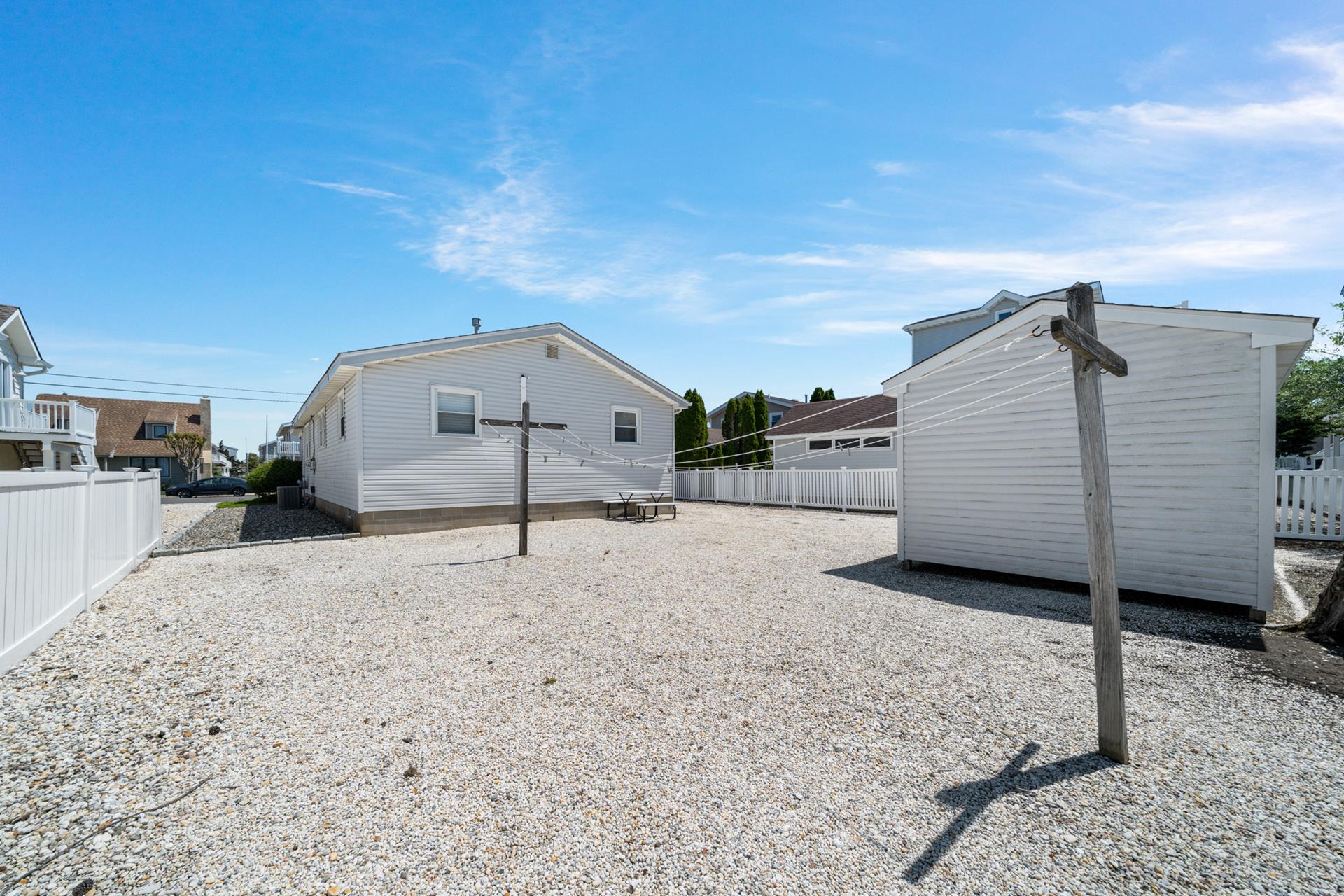 206 42nd Street, Avalon (Mid-Island)