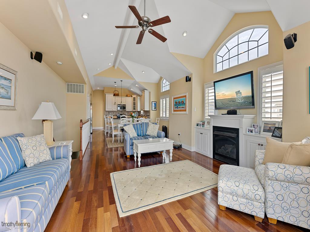 114 West Jersey Avenue, Sea Isle City (Center)