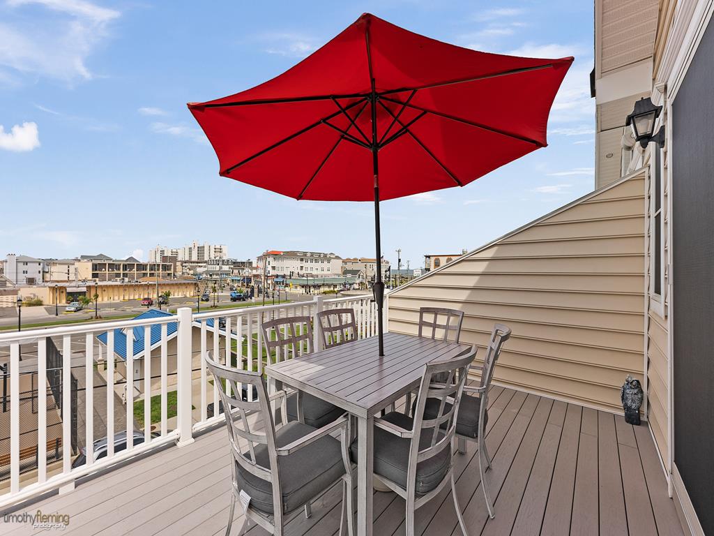 114 West Jersey Avenue, Sea Isle City (Center)