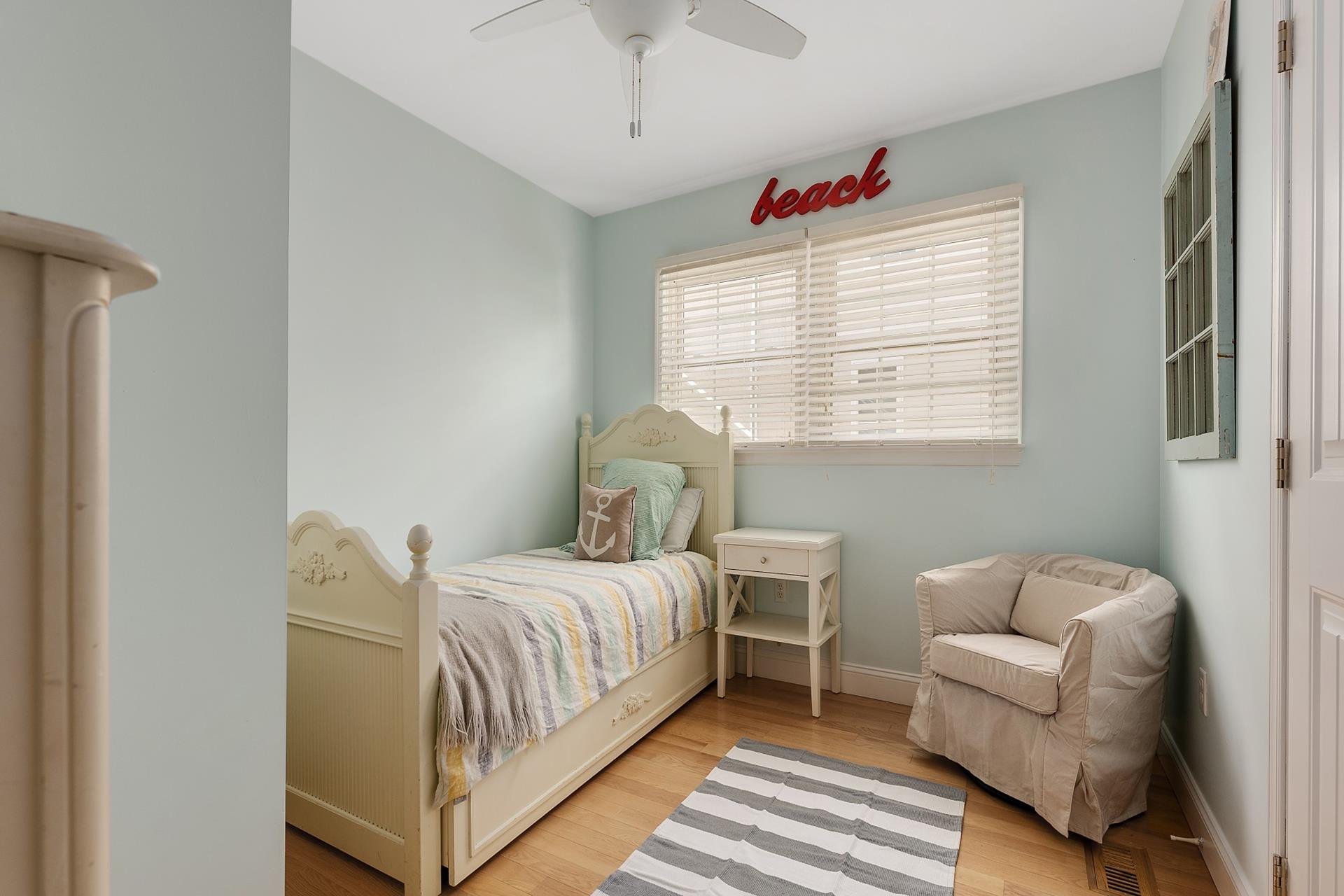 579 22nd Street, Avalon (Center)