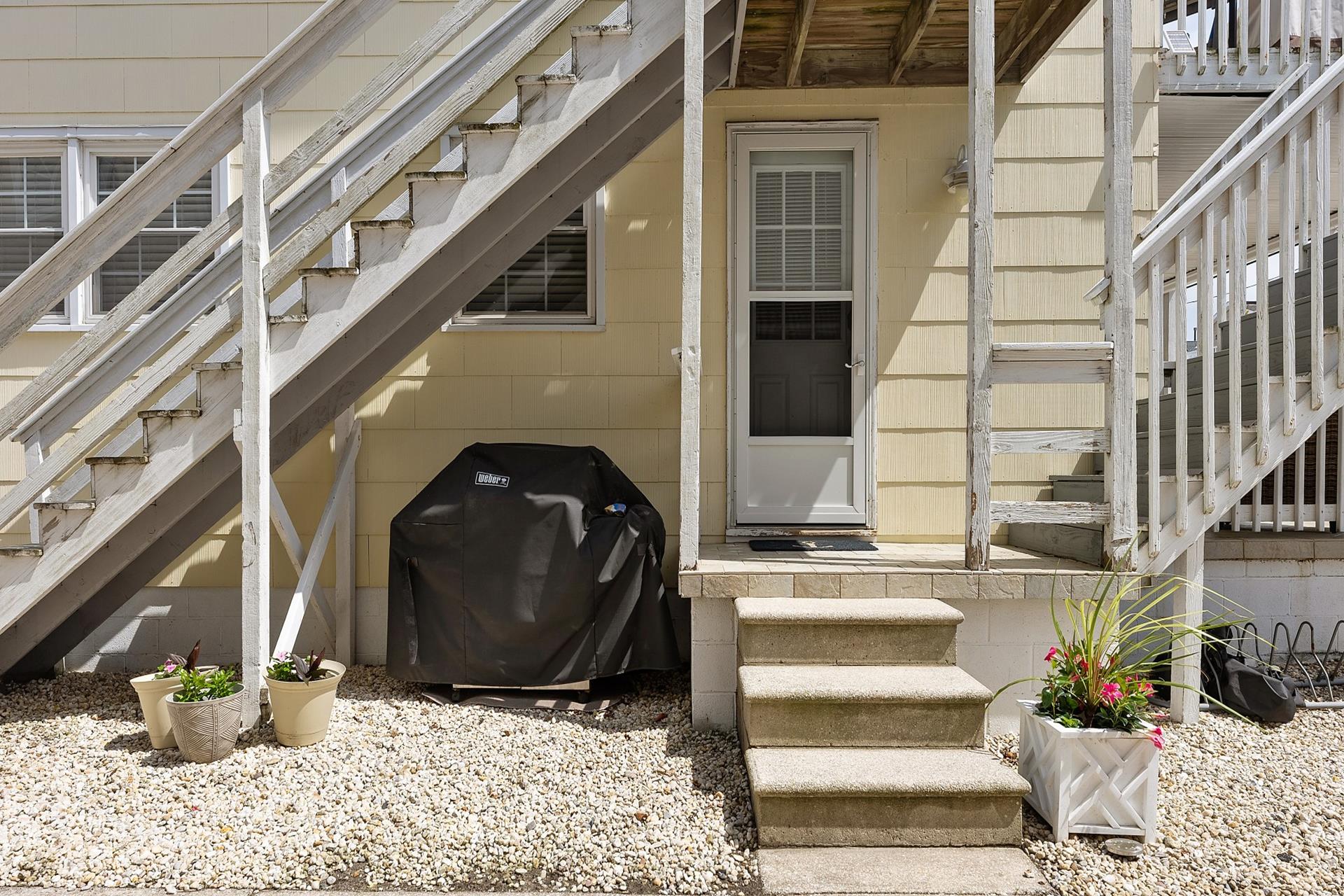 579 22nd Street, Avalon (Center)