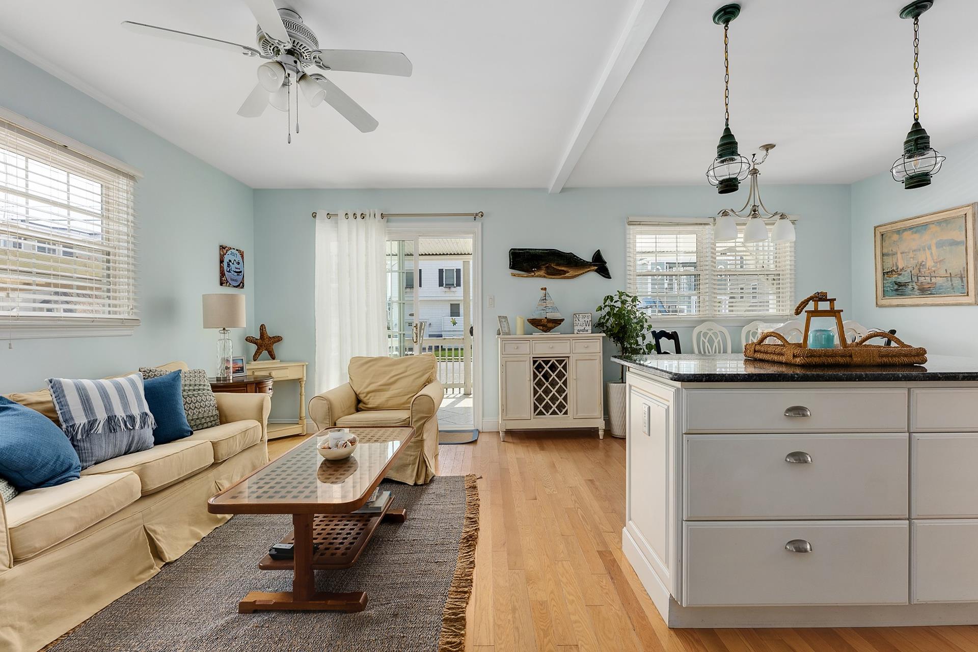 579 22nd Street, Avalon (Center)