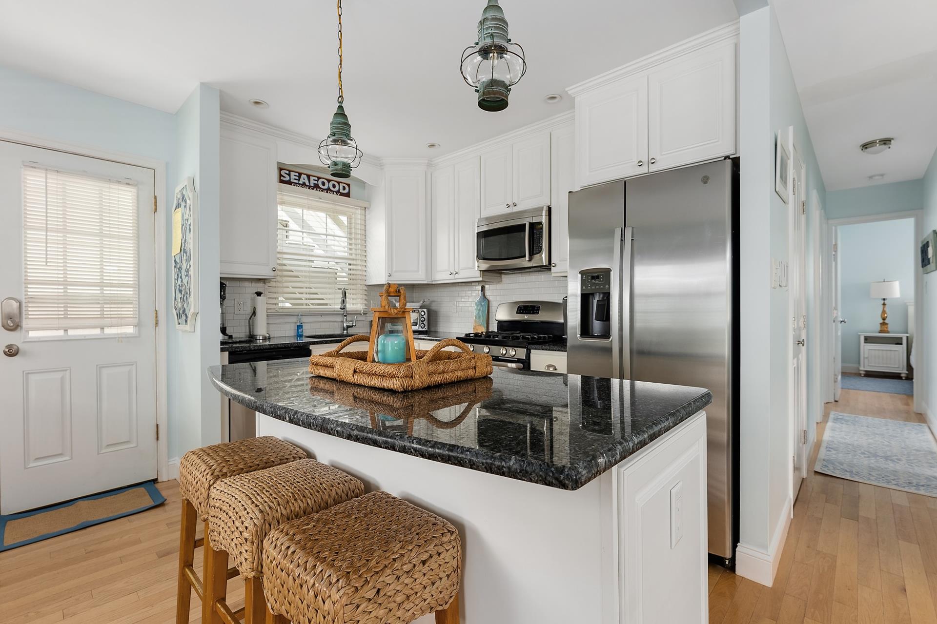 579 22nd Street, Avalon (Center)