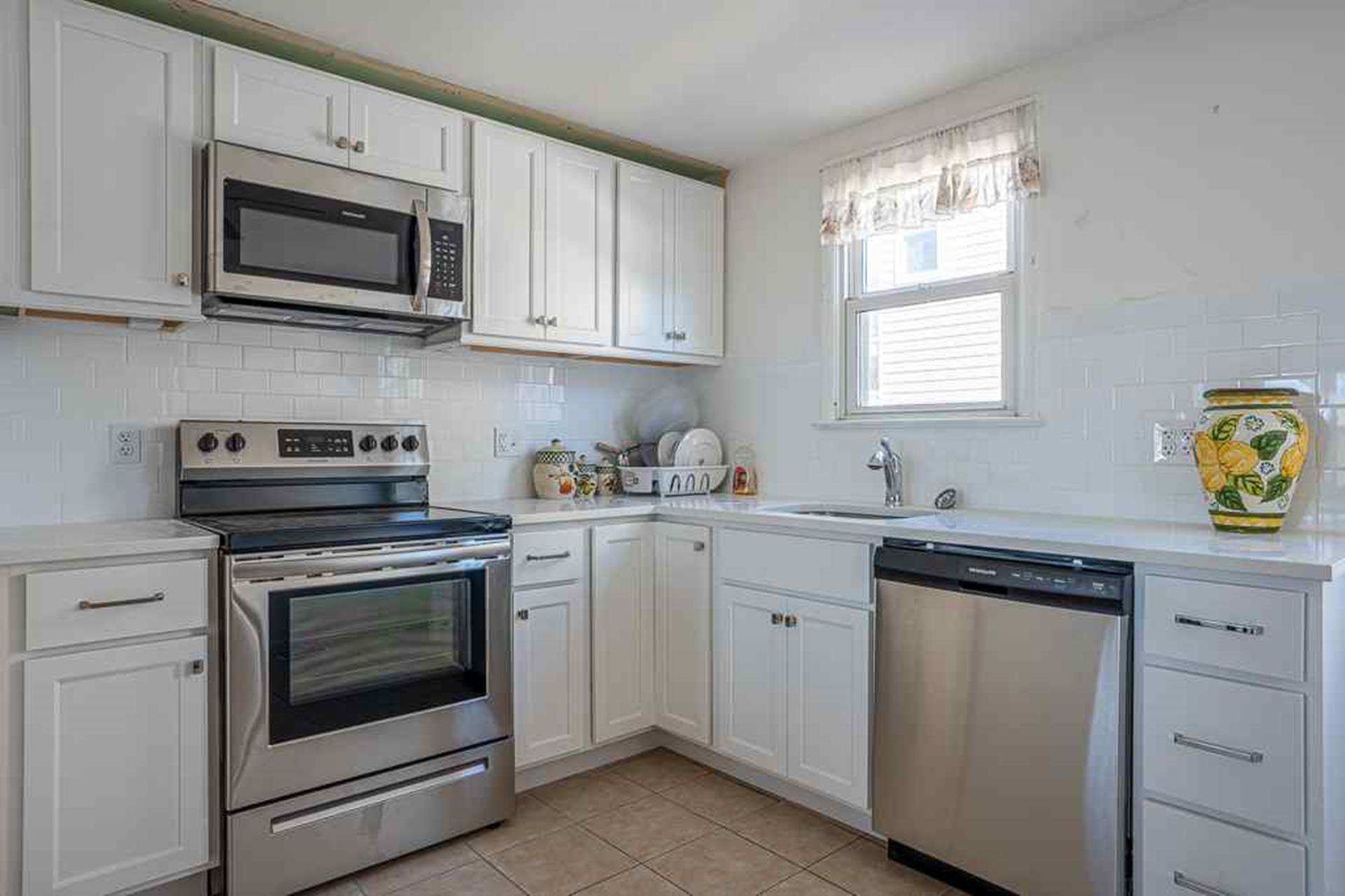 9 East 28th Street, Avalon (Beach Block)