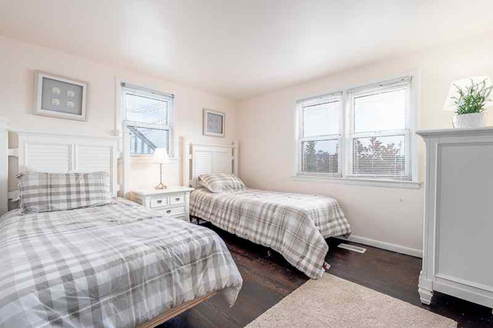 9 East 28th Street, Avalon (Beach Block)