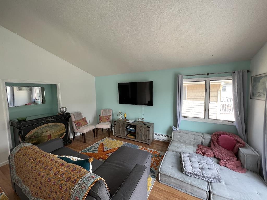 320 6th Street, Beach Haven (Bay Side)