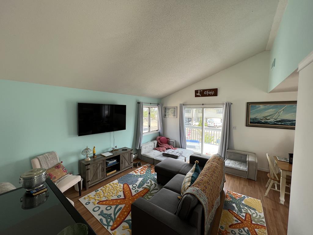 320 6th Street, Beach Haven (Bay Side)