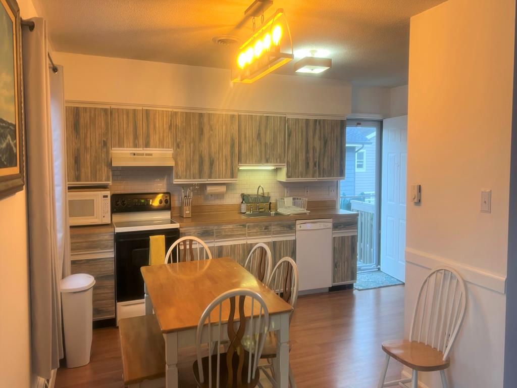 320 6th Street, Beach Haven (Bay Side)