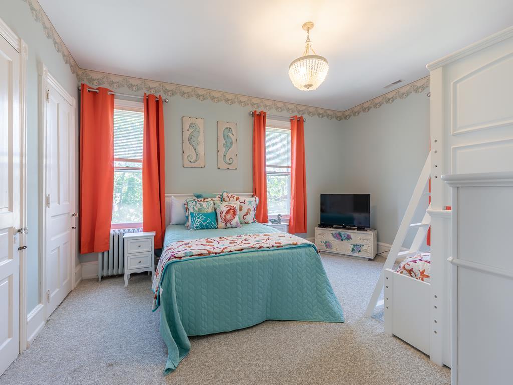 627 Hughes Street - 8 Beds/4 Baths - Whole House | Photo 24