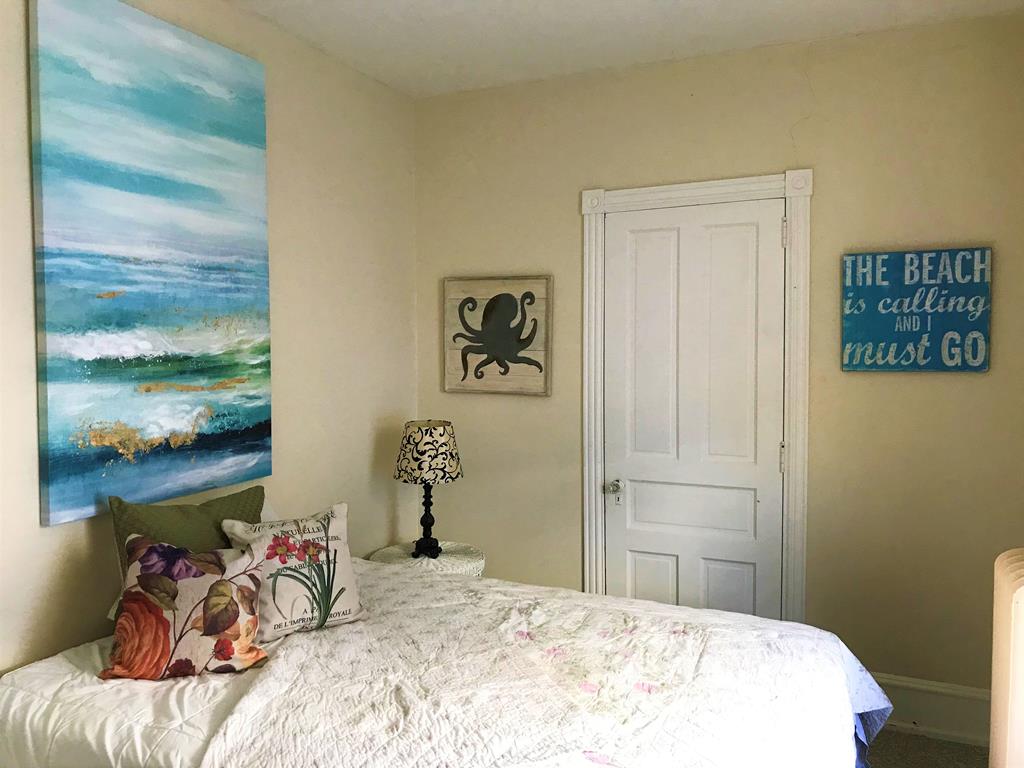 627 Hughes Street - 8 Beds/4 Baths - Whole House | Photo 33