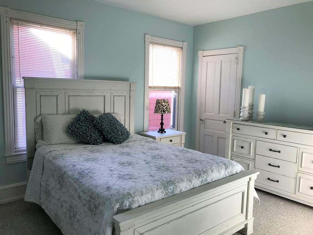 627 Hughes Street - 8 Beds/4 Baths - Whole House | Photo 35