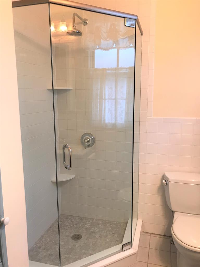 627 Hughes Street - 8 Beds/4 Baths - Whole House | Photo 36