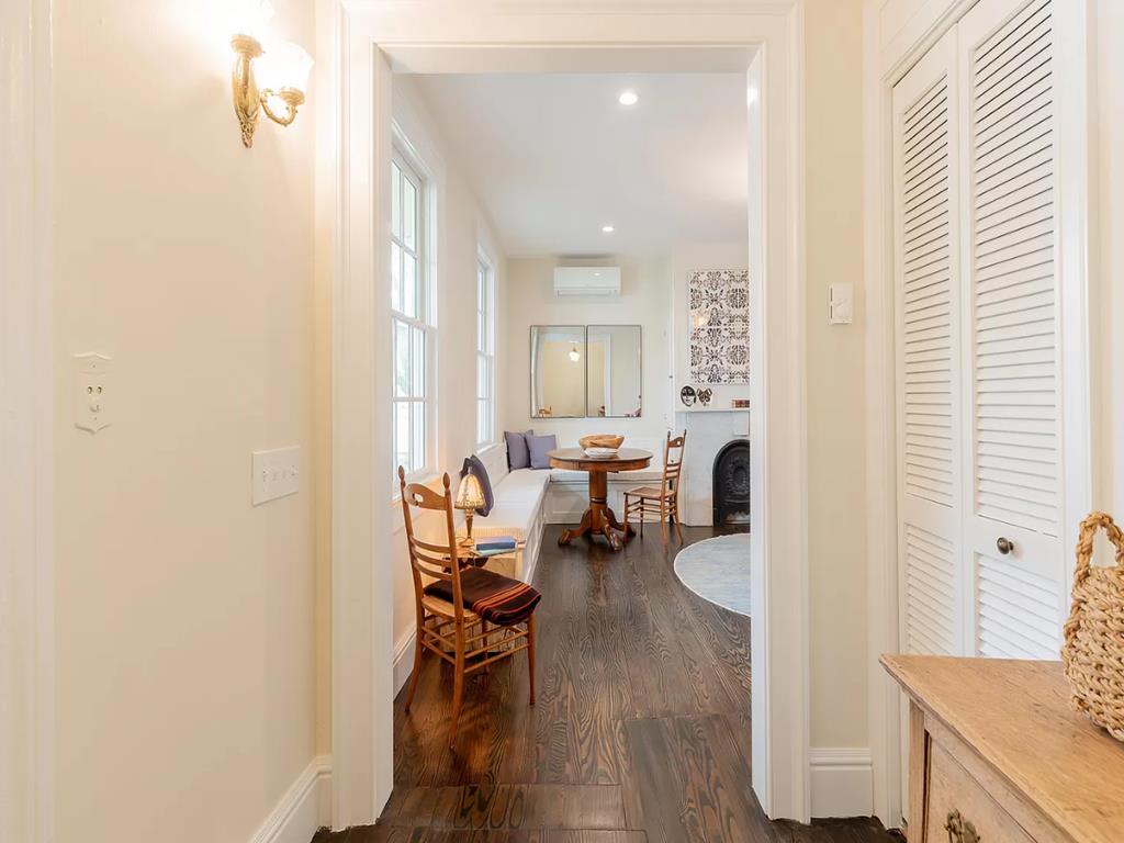 678 Washington Street | Photo 5